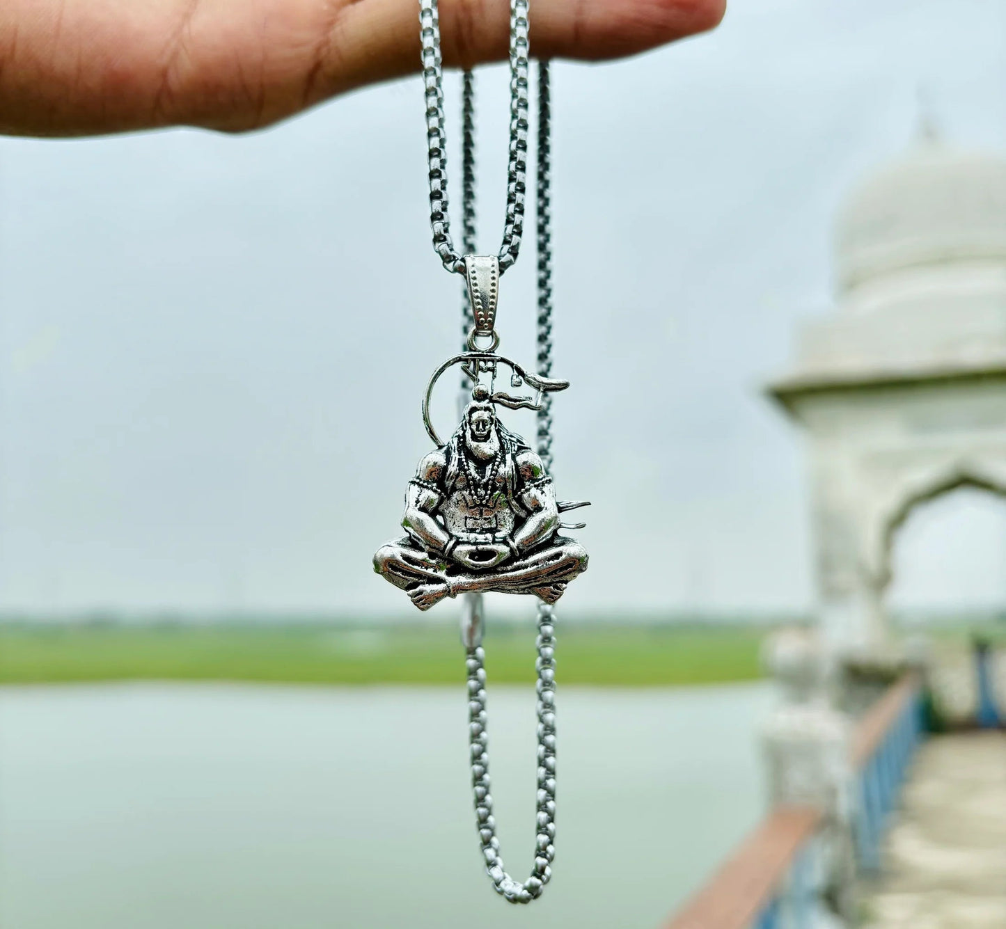 Hanuman Ji Premium Locket With Oxidised Silver Chain